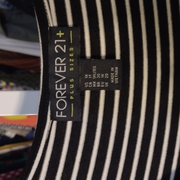 Forever 21, black and white stripe dress, size 1x - Picture 3 of 3